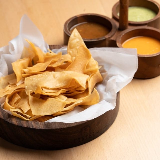 Chips & Salsa.